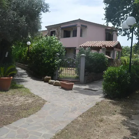 Zente Arrubia * San Teodoro (Sardinia)